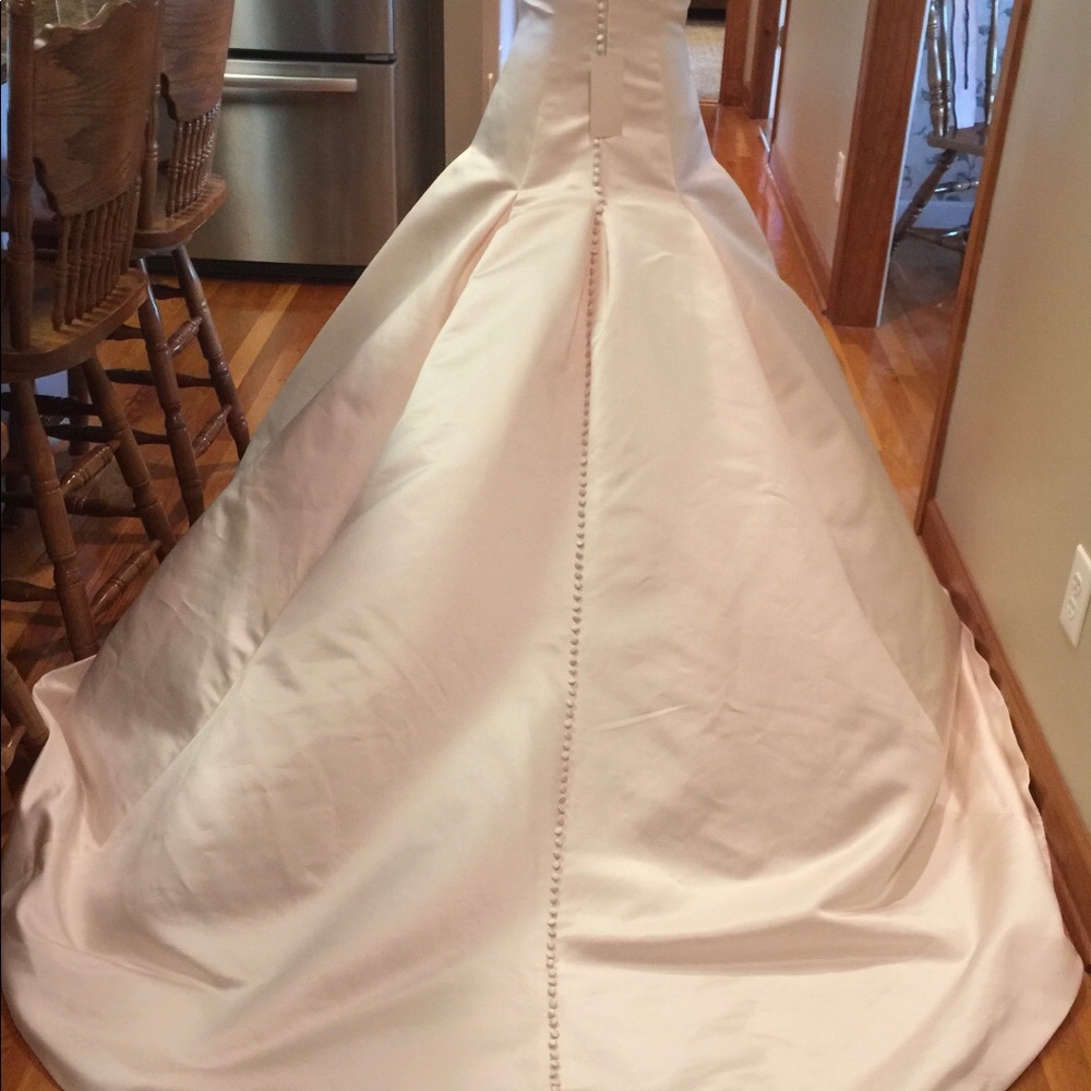 Justin Alexander wedding gown - Picture 3 of 5